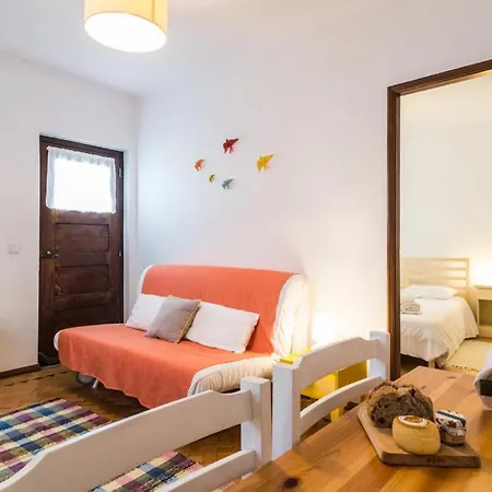 Casas Do Barrio * Alcobaça